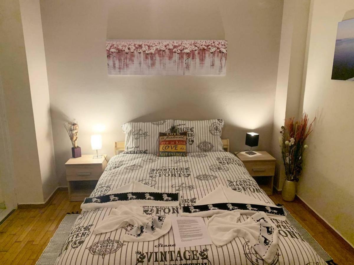 La Vie En Rose Studio,Close To Beach, Paleo Faliro Athen Eksteriør bilde